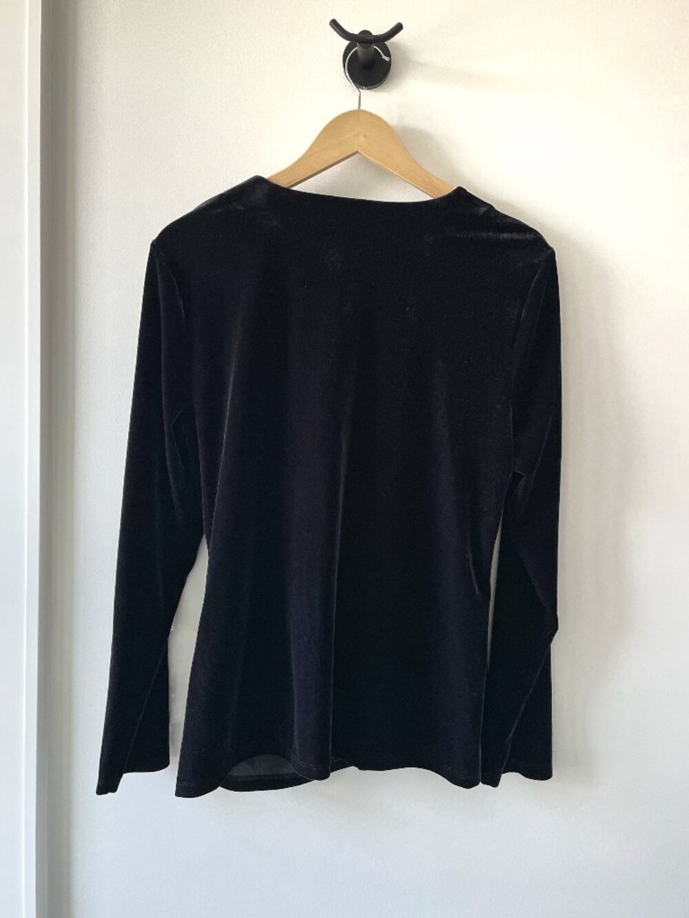 Dark Romantic Black Velvet Faux‑Wrap Long Sleeve Top XL by Talbots - Picture 2 of 6